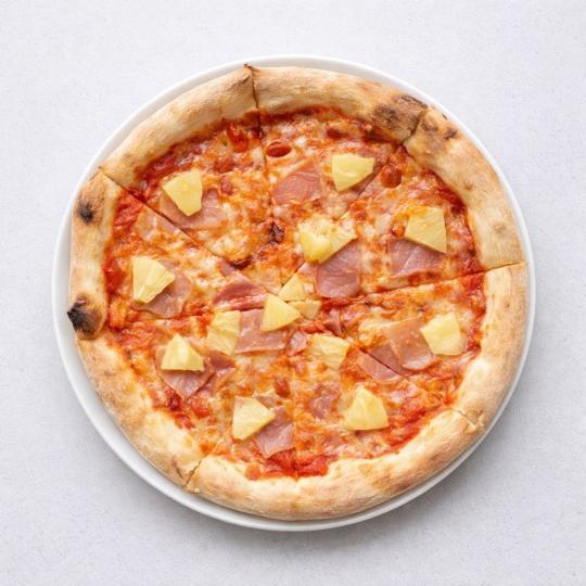 Smoked Ham & Pineapple Pizza